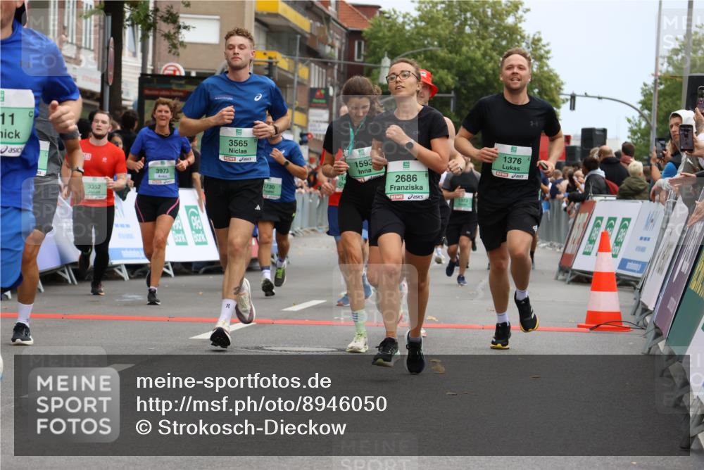 21.09.2025 - PSD Bank Halbmarathon Strokosch-Dieckow http://msf.ph/oto/8946050 21.09.2025 12:01:27 Ziel 1261, 1373, 1376, 1395, 1400, 1585, 1789, 2367, 2495, 2686, 2730, 2751, 2766, 2943, 2978, 3011, 3053, 3186, 3187, 3352, 3565, 3951, 3964, 3973, 4038 meine-sportfotos.de