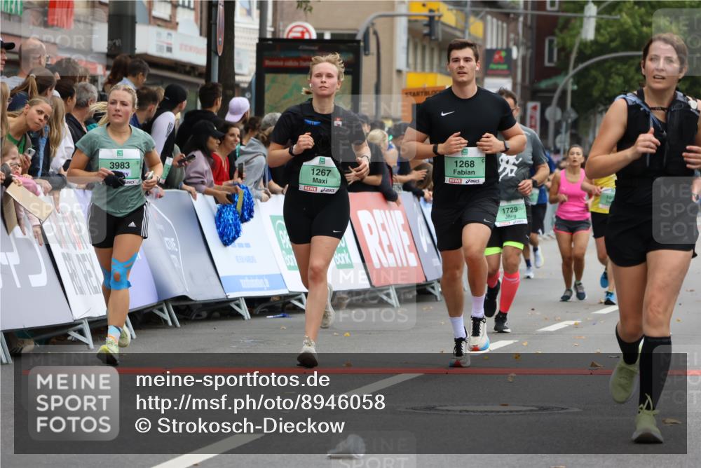 21.09.2025 - PSD Bank Halbmarathon Strokosch-Dieckow http://msf.ph/oto/8946058 21.09.2025 12:08:52 Ziel 1267, 1268, 1729, 1730, 1954, 2575, 2643, 3273, 3274, 3392, 3794, 3983 meine-sportfotos.de