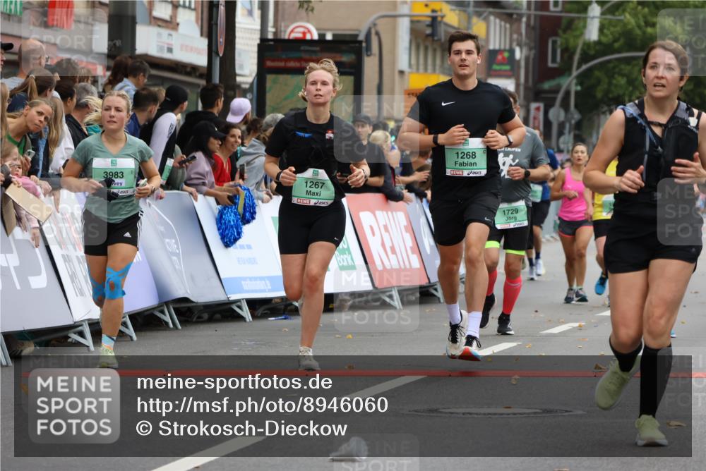 21.09.2025 - PSD Bank Halbmarathon Strokosch-Dieckow http://msf.ph/oto/8946060 21.09.2025 12:08:52 Ziel 1267, 1268, 1729, 1730, 1954, 2575, 2643, 3273, 3274, 3392, 3794, 3983 meine-sportfotos.de