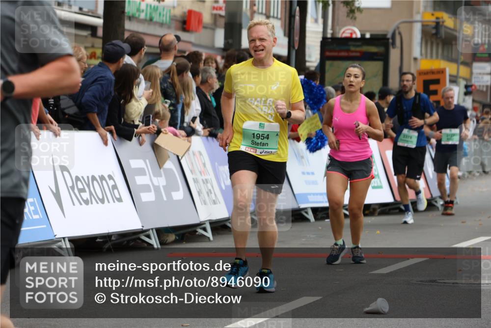 21.09.2025 - PSD Bank Halbmarathon Strokosch-Dieckow http://msf.ph/oto/8946090 21.09.2025 12:08:59 Ziel 1267, 1268, 1729, 1730, 1954, 2643, 3127, 3176, 3273, 3378, 3392, 3983 meine-sportfotos.de