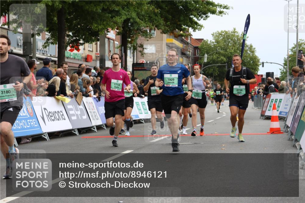 21.09.2025 - PSD Bank Halbmarathon Strokosch-Dieckow http://msf.ph/oto/8946121 21.09.2025 12:01:54 Ziel 1084, 1323, 1377, 1713, 1714, 1790, 1929, 2284, 2464, 2474, 2514, 2563, 2720, 2738, 2741, 2922, 2924, 2938, 3157, 3180, 3395, 3814, 3940 meine-sportfotos.de