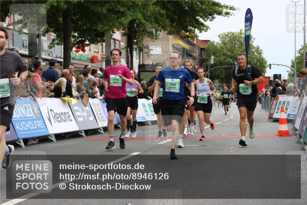 21.09.2025 - PSD Bank Halbmarathon Strokosch-Dieckow http://msf.ph/oto/8946126 21.09.2025 12:01:54 Ziel 1084, 1323, 1377, 1713, 1714, 1790, 1929, 2284, 2464, 2474, 2514, 2563, 2720, 2738, 2741, 2922, 2924, 2938, 3157, 3180, 3395, 3814, 3940 meine-sportfotos.de