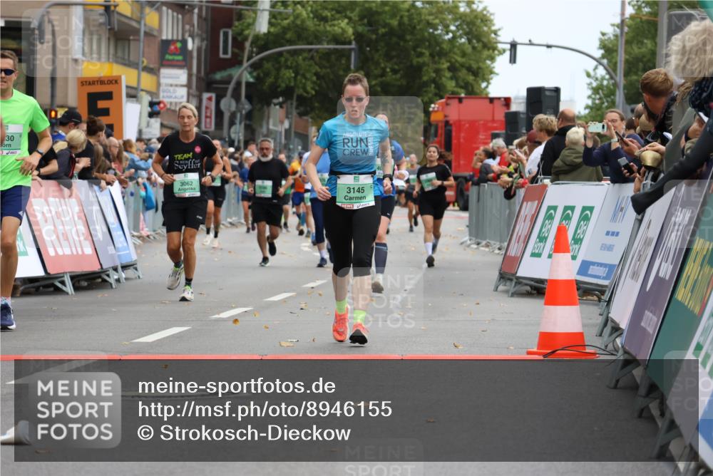 21.09.2025 - PSD Bank Halbmarathon Strokosch-Dieckow http://msf.ph/oto/8946155 21.09.2025 12:09:22 Ziel 3008, 3062, 3145, 3230, 3232, 3946, 4015 meine-sportfotos.de