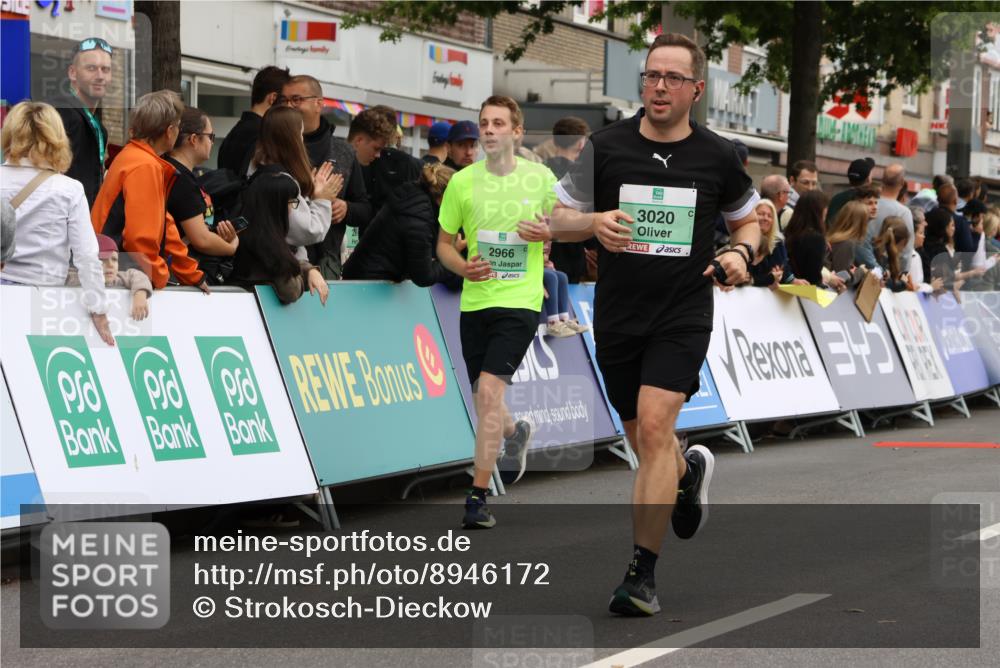21.09.2025 - PSD Bank Halbmarathon Strokosch-Dieckow http://msf.ph/oto/8946172 21.09.2025 12:02:07 Ziel 1084, 2464, 2922, 2966, 3020, 3157, 3940 meine-sportfotos.de