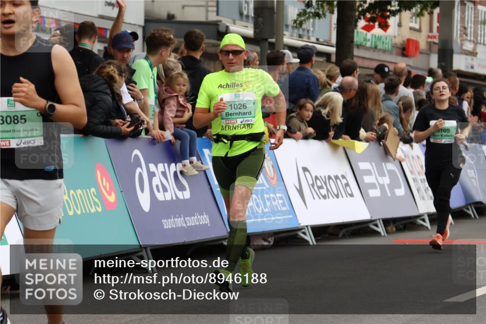 21.09.2025 - PSD Bank Halbmarathon Strokosch-Dieckow http://msf.ph/oto/8946188 21.09.2025 12:02:21 Ziel 1026, 1121, 1466, 1938, 3085, 3105, 3175 meine-sportfotos.de