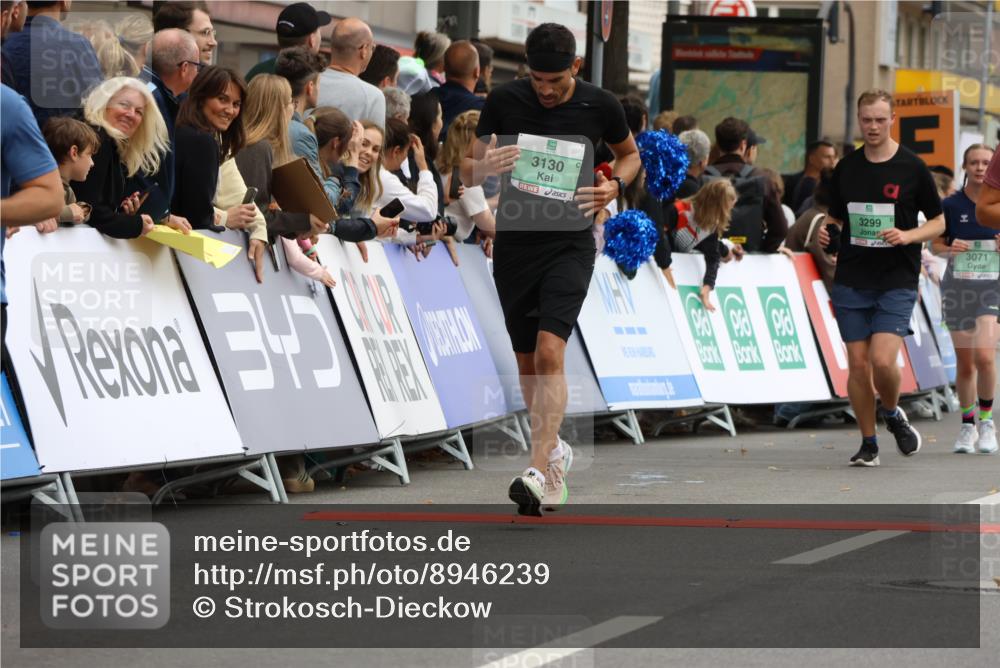 21.09.2025 - PSD Bank Halbmarathon Strokosch-Dieckow http://msf.ph/oto/8946239 21.09.2025 12:02:42 Ziel 2448, 3071, 3087, 3114, 3130, 3299 meine-sportfotos.de