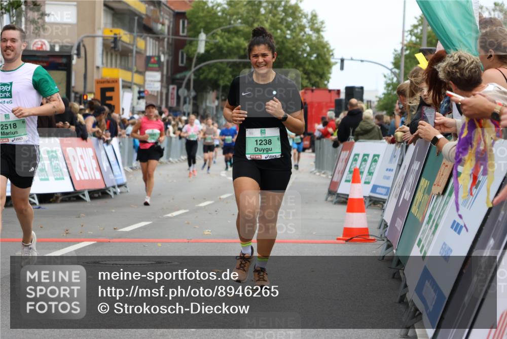 21.09.2025 - PSD Bank Halbmarathon Strokosch-Dieckow http://msf.ph/oto/8946265 21.09.2025 12:10:00 Ziel 1238, 2518, 2764, 3112, 3203, 3283, 3285 meine-sportfotos.de