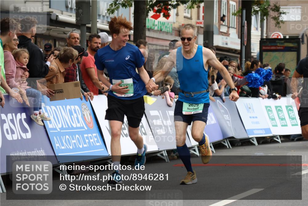 21.09.2025 - PSD Bank Halbmarathon Strokosch-Dieckow http://msf.ph/oto/8946281 21.09.2025 12:03:02 Ziel 1664, 2629, 3113, 3965, 3986 meine-sportfotos.de