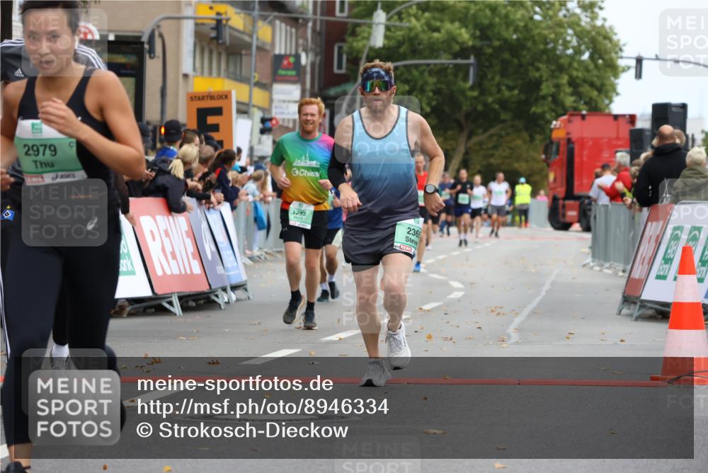 21.09.2025 - PSD Bank Halbmarathon Strokosch-Dieckow http://msf.ph/oto/8946334 21.09.2025 12:10:38 Ziel 1642, 1670, 1732, 2365, 2385, 2979, 3029, 3446 meine-sportfotos.de