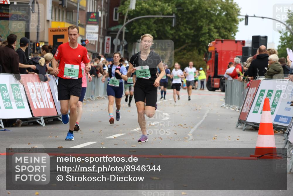 21.09.2025 - PSD Bank Halbmarathon Strokosch-Dieckow http://msf.ph/oto/8946344 21.09.2025 12:10:49 Ziel 1732, 2385, 2812, 2914, 3034, 3210, 3388, 3440 meine-sportfotos.de