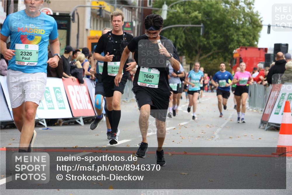 21.09.2025 - PSD Bank Halbmarathon Strokosch-Dieckow http://msf.ph/oto/8946370 21.09.2025 12:11:19 Ziel 1635, 1649, 2326, 2969, 3036, 3045, 3448, 3455, 3526 meine-sportfotos.de