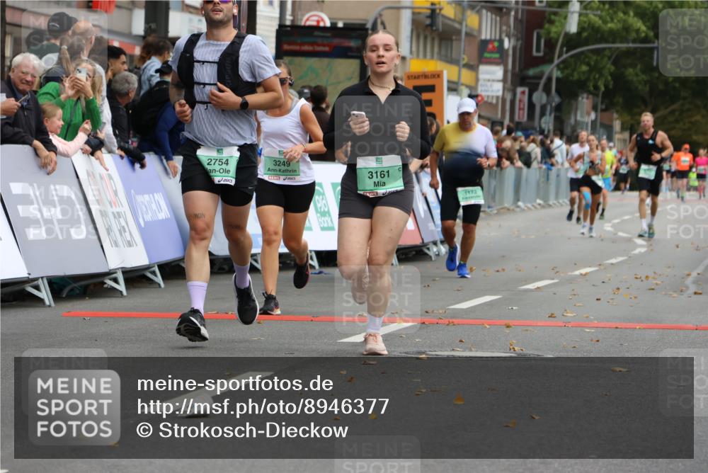 21.09.2025 - PSD Bank Halbmarathon Strokosch-Dieckow http://msf.ph/oto/8946377 21.09.2025 12:11:29 Ziel 1173, 1198, 1635, 1649, 1759, 2754, 2907, 3045, 3161, 3249, 3424, 3455, 3533 meine-sportfotos.de