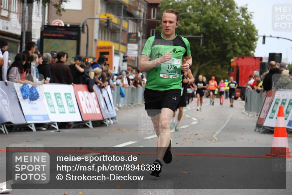21.09.2025 - PSD Bank Halbmarathon Strokosch-Dieckow http://msf.ph/oto/8946389 21.09.2025 12:11:35 Ziel 1173, 1198, 1635, 1759, 2352, 2754, 2907, 2962, 3161, 3249, 3424, 3533 meine-sportfotos.de