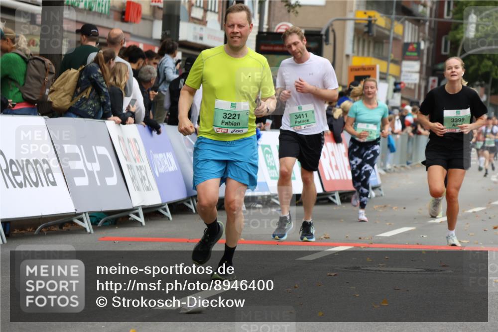 21.09.2025 - PSD Bank Halbmarathon Strokosch-Dieckow http://msf.ph/oto/8946400 21.09.2025 12:11:49 Ziel 2352, 2820, 2953, 2962, 3221, 3399, 3411 meine-sportfotos.de