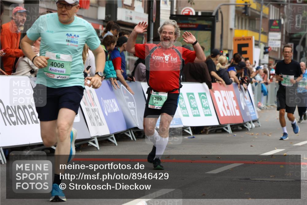 21.09.2025 - PSD Bank Halbmarathon Strokosch-Dieckow http://msf.ph/oto/8946429 21.09.2025 12:12:10 Ziel 1140, 1289, 1390, 2824, 3215, 3367, 3450, 3998, 4006 meine-sportfotos.de