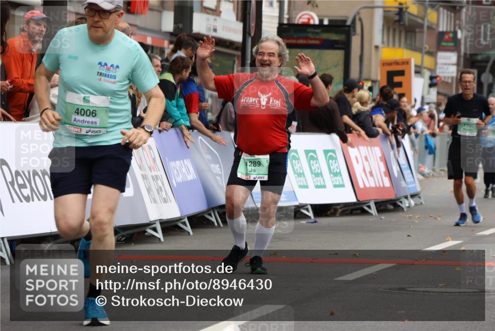 21.09.2025 - PSD Bank Halbmarathon Strokosch-Dieckow http://msf.ph/oto/8946430 21.09.2025 12:12:10 Ziel 1140, 1289, 1390, 2824, 3215, 3367, 3450, 3998, 4006 meine-sportfotos.de