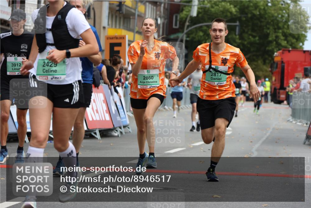 21.09.2025 - PSD Bank Halbmarathon Strokosch-Dieckow http://msf.ph/oto/8946517 21.09.2025 12:13:19 Ziel 2429, 2817, 2860, 3126, 3534, 3912 meine-sportfotos.de