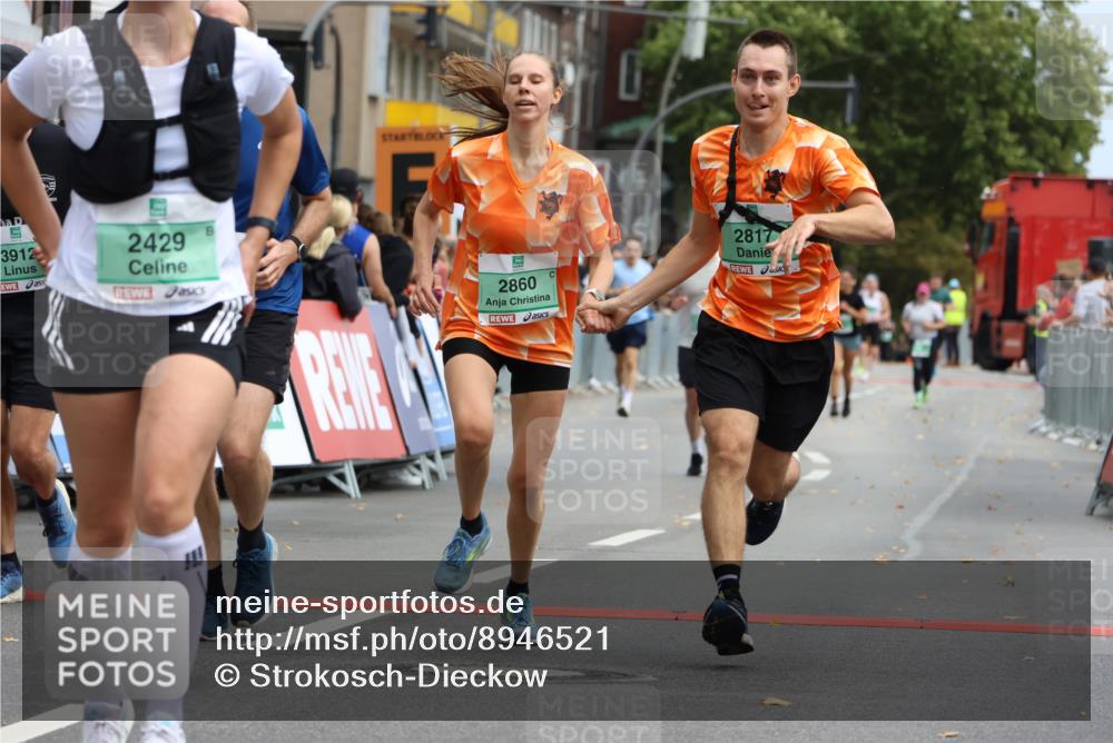 21.09.2025 - PSD Bank Halbmarathon Strokosch-Dieckow http://msf.ph/oto/8946521 21.09.2025 12:13:19 Ziel 2429, 2817, 2860, 3126, 3534, 3912 meine-sportfotos.de