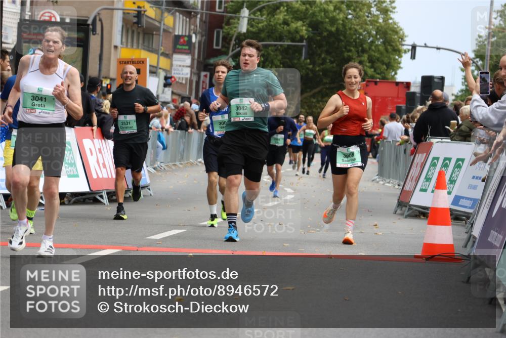 21.09.2025 - PSD Bank Halbmarathon Strokosch-Dieckow http://msf.ph/oto/8946572 21.09.2025 12:13:53 Ziel 1199, 1668, 1669, 2531, 2841, 2885, 3004, 3041, 3042, 3466, 3540, 3908 meine-sportfotos.de