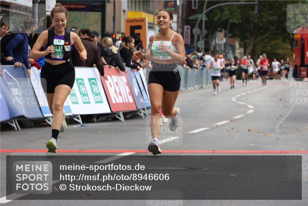 21.09.2025 - PSD Bank Halbmarathon Strokosch-Dieckow http://msf.ph/oto/8946606 21.09.2025 12:14:27 Ziel 1418, 1815, 2705, 2865, 3474, 3480 meine-sportfotos.de