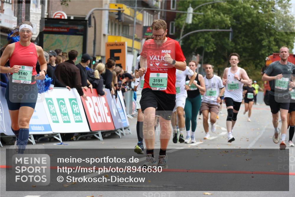 21.09.2025 - PSD Bank Halbmarathon Strokosch-Dieckow http://msf.ph/oto/8946630 21.09.2025 12:14:58 Ziel 1071, 1072, 1384, 1587, 1588, 1589, 1641, 3140, 3191, 3517, 3560, 3902 meine-sportfotos.de
