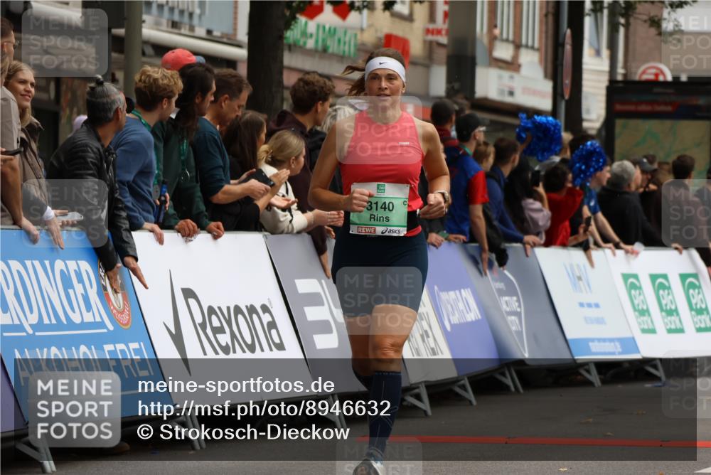 21.09.2025 - PSD Bank Halbmarathon Strokosch-Dieckow http://msf.ph/oto/8946632 21.09.2025 12:14:59 Ziel 1071, 1072, 1384, 1587, 1588, 1589, 1641, 3140, 3191, 3517, 3560, 3902 meine-sportfotos.de