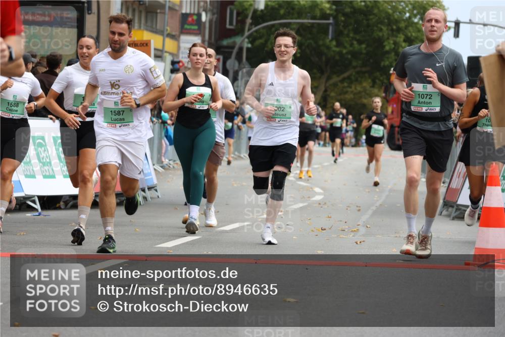 21.09.2025 - PSD Bank Halbmarathon Strokosch-Dieckow http://msf.ph/oto/8946635 21.09.2025 12:15:01 Ziel 1071, 1072, 1384, 1587, 1588, 1589, 1641, 3140, 3191, 3517, 3560, 3902 meine-sportfotos.de