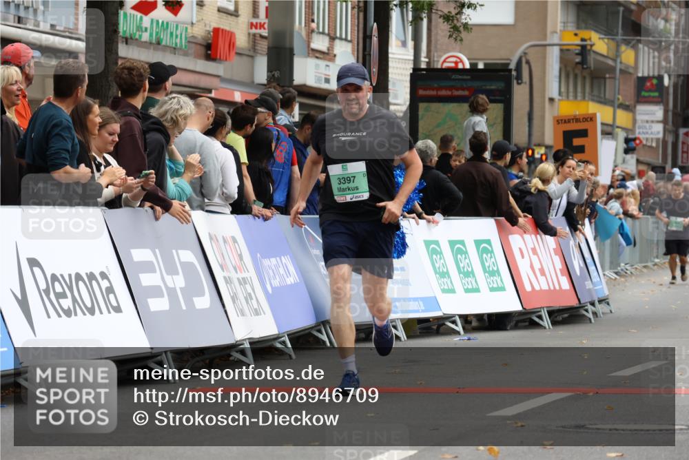 21.09.2025 - PSD Bank Halbmarathon Strokosch-Dieckow http://msf.ph/oto/8946709 21.09.2025 12:15:55 Ziel 2615, 2958, 3070, 3339, 3397, 3434, 3484 meine-sportfotos.de