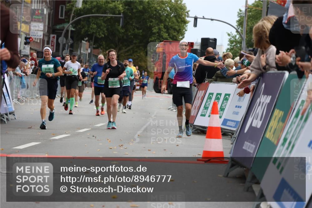 21.09.2025 - PSD Bank Halbmarathon Strokosch-Dieckow http://msf.ph/oto/8946777 21.09.2025 12:16:36 Ziel 1024, 1025, 2499, 3027, 3097, 3107, 3128, 3338, 3372, 3551 meine-sportfotos.de
