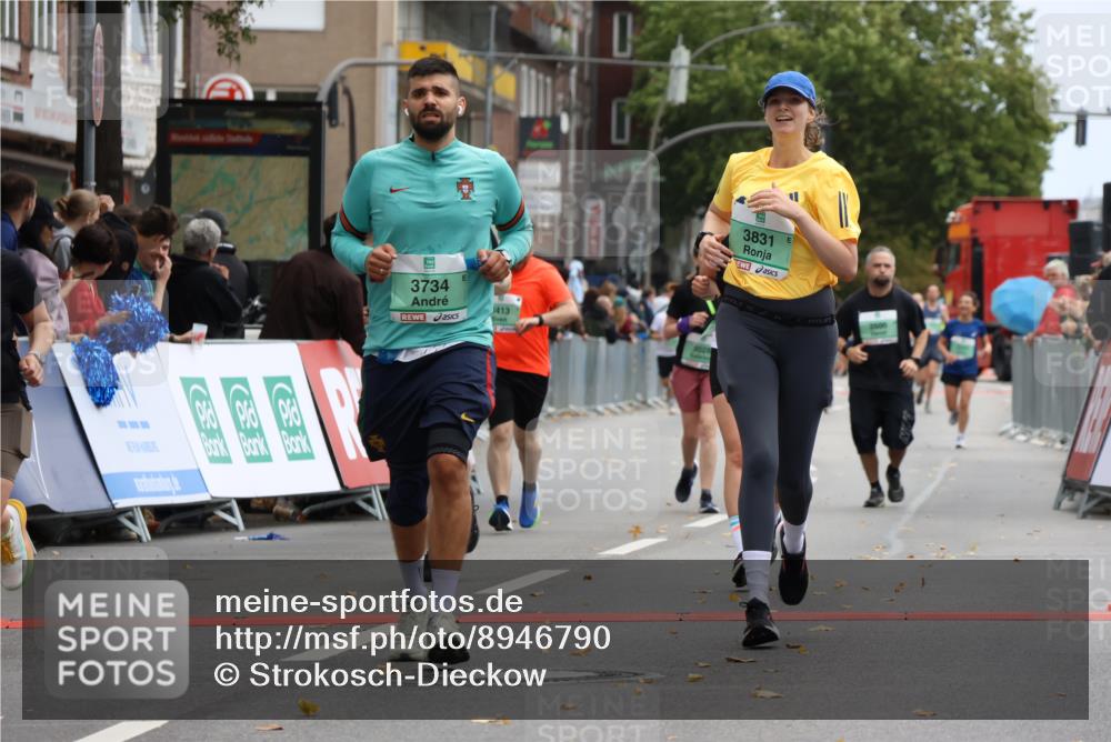 21.09.2025 - PSD Bank Halbmarathon Strokosch-Dieckow http://msf.ph/oto/8946790 21.09.2025 12:16:51 Ziel 1024, 1025, 1193, 1513, 1599, 2877, 3115, 3128, 3413, 3734, 3773, 3831 meine-sportfotos.de