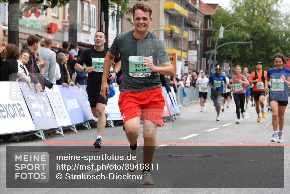 21.09.2025 - PSD Bank Halbmarathon Strokosch-Dieckow http://msf.ph/oto/8946811 21.09.2025 12:17:05 Ziel 1061, 3018, 3028, 3334, 3413, 3496, 3500, 3874, 4032 meine-sportfotos.de