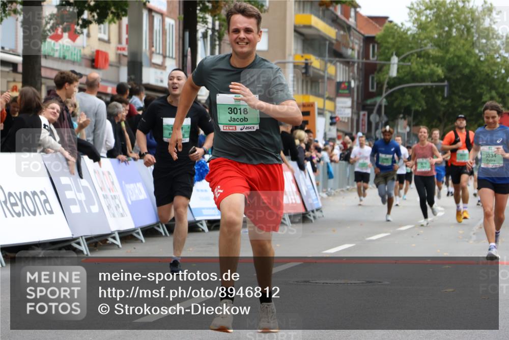 21.09.2025 - PSD Bank Halbmarathon Strokosch-Dieckow http://msf.ph/oto/8946812 21.09.2025 12:17:05 Ziel 1061, 3018, 3028, 3334, 3413, 3496, 3500, 3874, 4032 meine-sportfotos.de