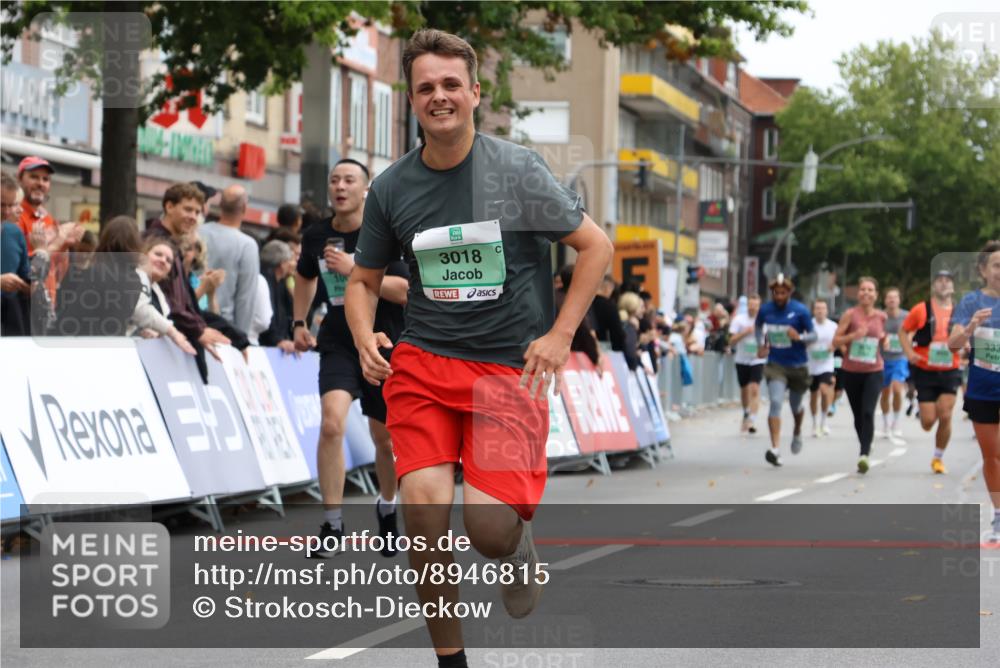 21.09.2025 - PSD Bank Halbmarathon Strokosch-Dieckow http://msf.ph/oto/8946815 21.09.2025 12:17:05 Ziel 1061, 3018, 3028, 3334, 3413, 3496, 3500, 3874, 4032 meine-sportfotos.de