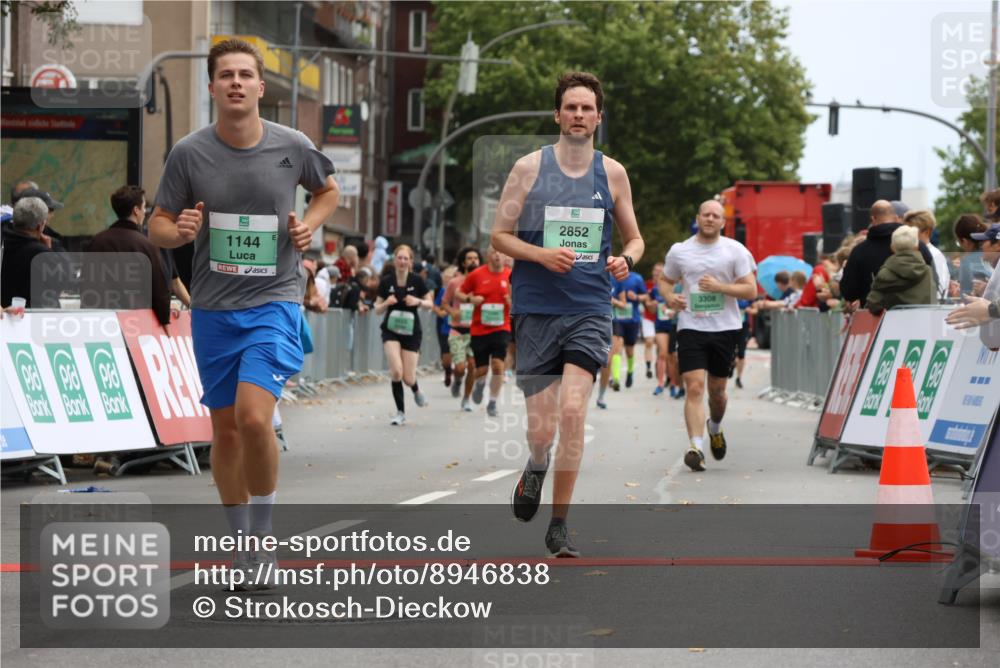 21.09.2025 - PSD Bank Halbmarathon Strokosch-Dieckow http://msf.ph/oto/8946838 21.09.2025 12:17:19 Ziel 1105, 1143, 1144, 1145, 2852, 3496, 3609, 3874, 4032 meine-sportfotos.de
