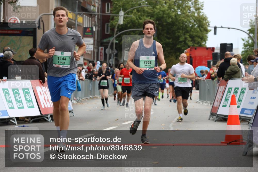 21.09.2025 - PSD Bank Halbmarathon Strokosch-Dieckow http://msf.ph/oto/8946839 21.09.2025 12:17:19 Ziel 1105, 1143, 1144, 1145, 2852, 3496, 3609, 3874, 4032 meine-sportfotos.de