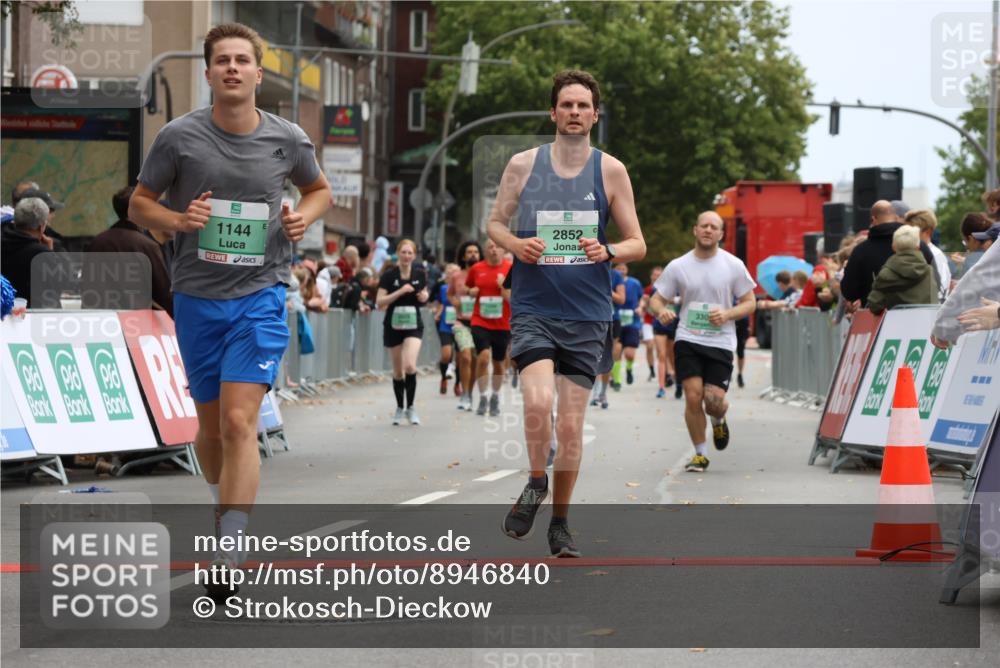 21.09.2025 - PSD Bank Halbmarathon Strokosch-Dieckow http://msf.ph/oto/8946840 21.09.2025 12:17:19 Ziel 1105, 1143, 1144, 1145, 2852, 3496, 3609, 3874, 4032 meine-sportfotos.de
