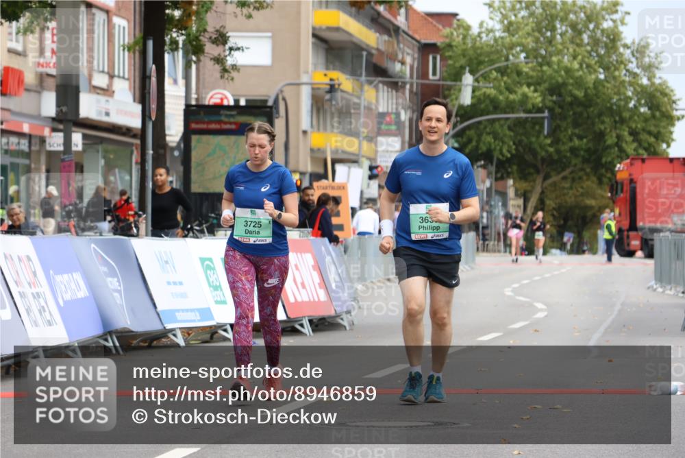 21.09.2025 - PSD Bank Halbmarathon Strokosch-Dieckow http://msf.ph/oto/8946859 21.09.2025 12:56:02 Ziel 3639, 3725 meine-sportfotos.de