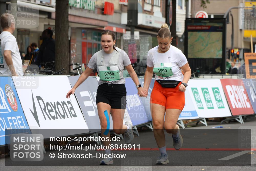 21.09.2025 - PSD Bank Halbmarathon Strokosch-Dieckow http://msf.ph/oto/8946911 21.09.2025 12:59:07 Ziel 3590, 3768 meine-sportfotos.de