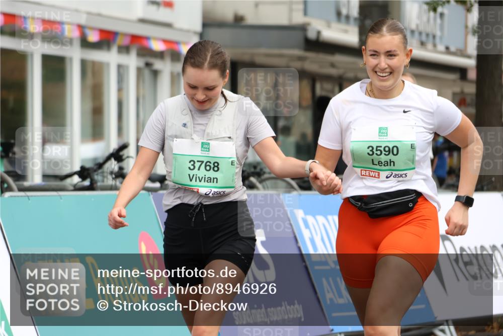 21.09.2025 - PSD Bank Halbmarathon Strokosch-Dieckow http://msf.ph/oto/8946926 21.09.2025 12:59:09 Ziel 3590, 3768 meine-sportfotos.de