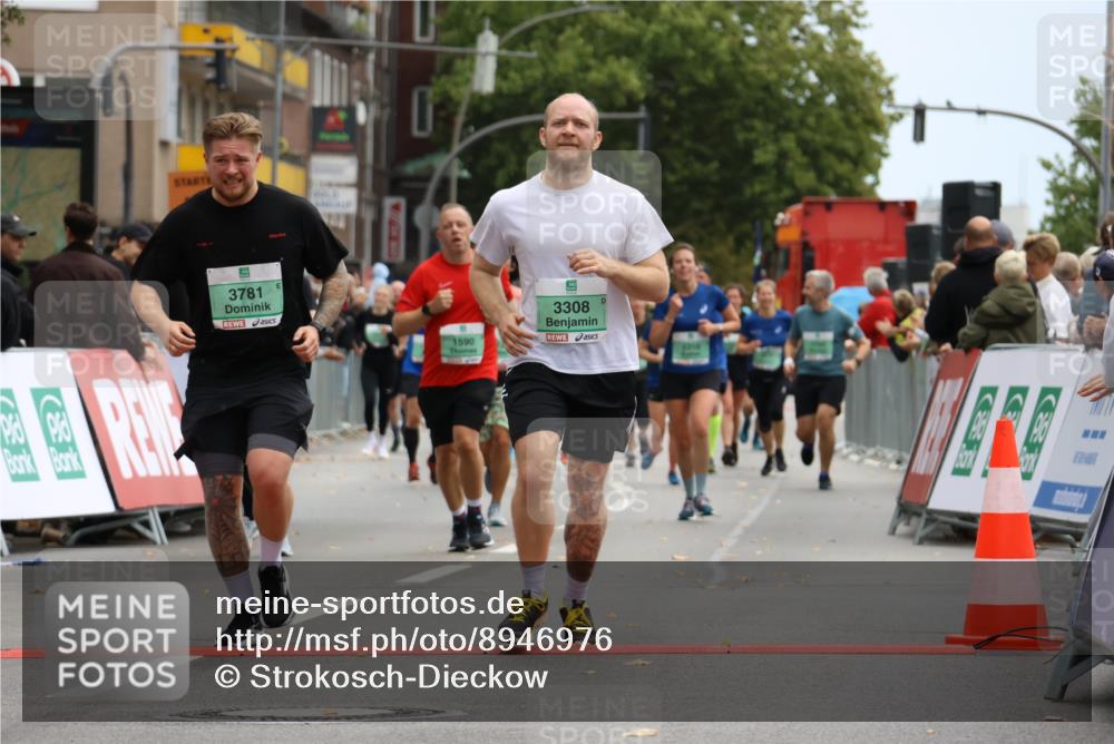 21.09.2025 - PSD Bank Halbmarathon Strokosch-Dieckow http://msf.ph/oto/8946976 21.09.2025 12:17:26 Ziel 1143, 1144, 1145, 1590, 2852, 3308, 3523, 3609, 3781 meine-sportfotos.de
