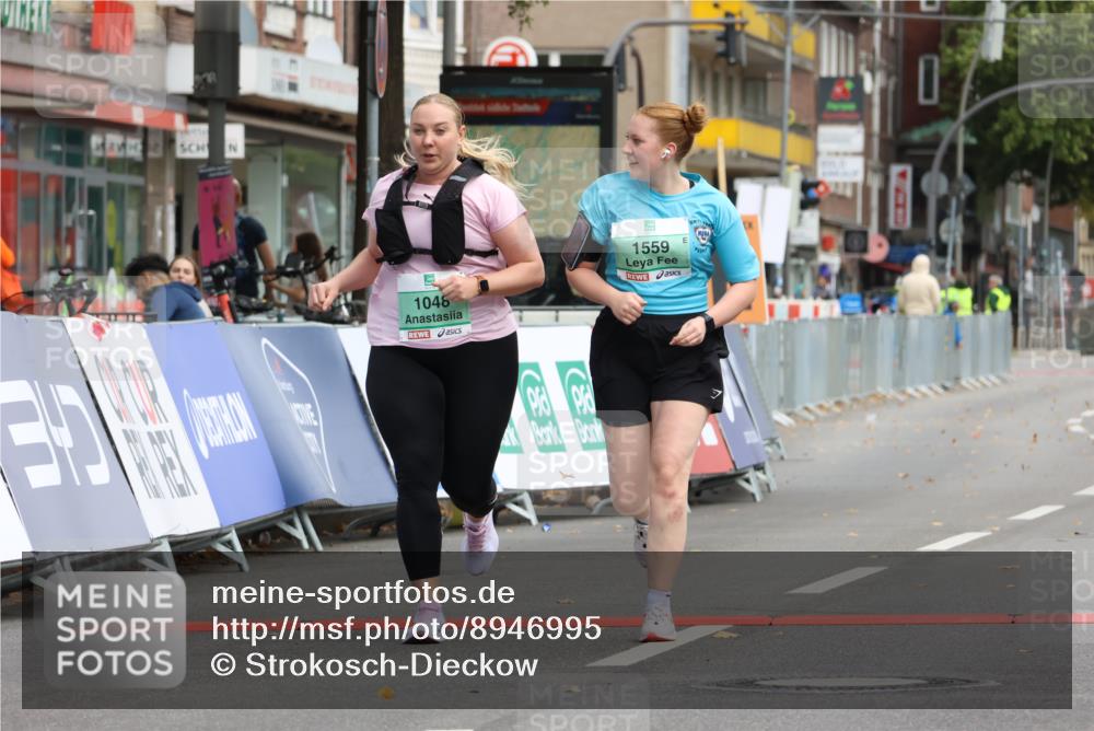 21.09.2025 - PSD Bank Halbmarathon Strokosch-Dieckow http://msf.ph/oto/8946995 21.09.2025 13:02:49 Ziel 1048, 1559, 3867 meine-sportfotos.de