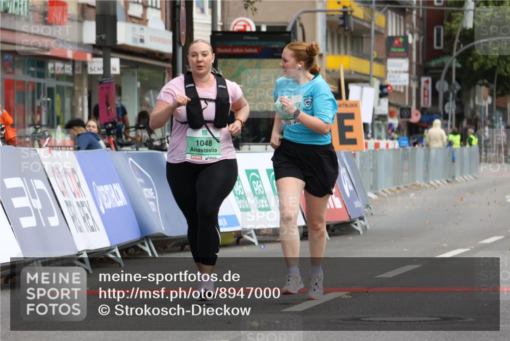 21.09.2025 - PSD Bank Halbmarathon Strokosch-Dieckow http://msf.ph/oto/8947000 21.09.2025 13:02:50 Ziel 1048, 1559, 3867 meine-sportfotos.de