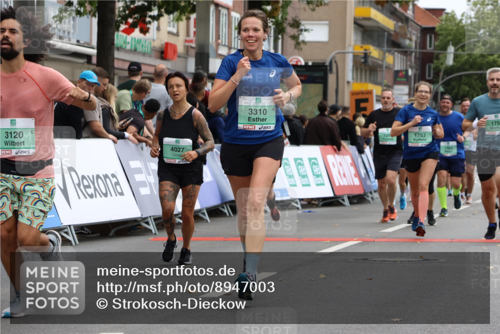 21.09.2025 - PSD Bank Halbmarathon Strokosch-Dieckow http://msf.ph/oto/8947003 21.09.2025 12:17:36 Ziel 1119, 1207, 1503, 1590, 1753, 1754, 2937, 3120, 3171, 3195, 3308, 3310, 3523, 3781, 4023, 4027 meine-sportfotos.de