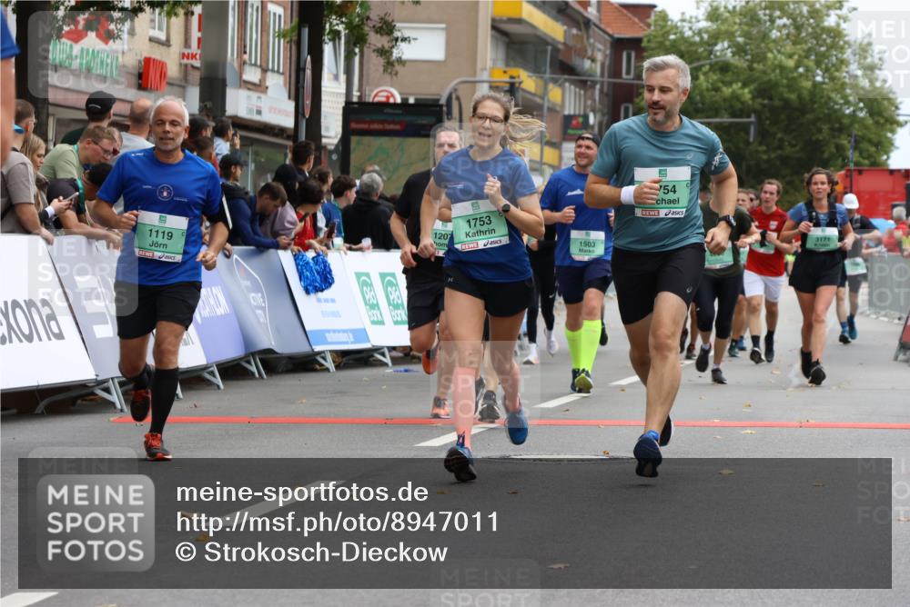 21.09.2025 - PSD Bank Halbmarathon Strokosch-Dieckow http://msf.ph/oto/8947011 21.09.2025 12:17:37 Ziel 1119, 1207, 1503, 1590, 1753, 1754, 2831, 2869, 2937, 3120, 3171, 3195, 3247, 3310, 3462, 3523, 4023, 4027 meine-sportfotos.de