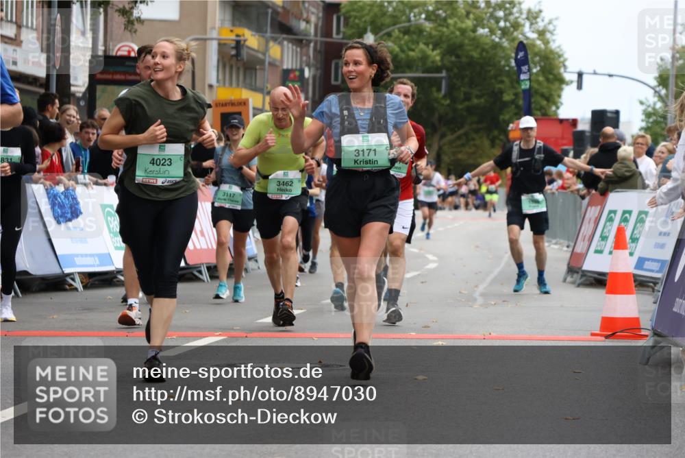21.09.2025 - PSD Bank Halbmarathon Strokosch-Dieckow http://msf.ph/oto/8947030 21.09.2025 12:17:42 Ziel 1119, 1207, 1503, 1539, 1753, 1754, 2639, 2831, 2869, 2881, 2937, 3117, 3120, 3171, 3192, 3195, 3247, 3310, 3337, 3462, 4023, 4027 meine-sportfotos.de