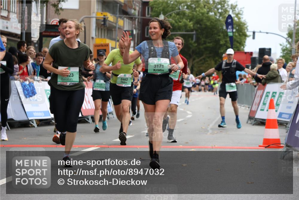 21.09.2025 - PSD Bank Halbmarathon Strokosch-Dieckow http://msf.ph/oto/8947032 21.09.2025 12:17:42 Ziel 1119, 1207, 1503, 1539, 1753, 1754, 2639, 2831, 2869, 2881, 2937, 3117, 3120, 3171, 3192, 3195, 3247, 3310, 3337, 3462, 4023, 4027 meine-sportfotos.de