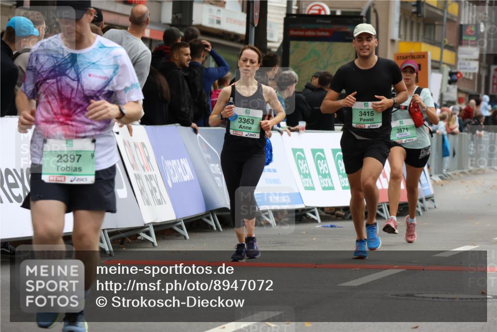 21.09.2025 - PSD Bank Halbmarathon Strokosch-Dieckow http://msf.ph/oto/8947072 21.09.2025 12:18:08 Ziel 1100, 2397, 3363, 3415, 3971 meine-sportfotos.de