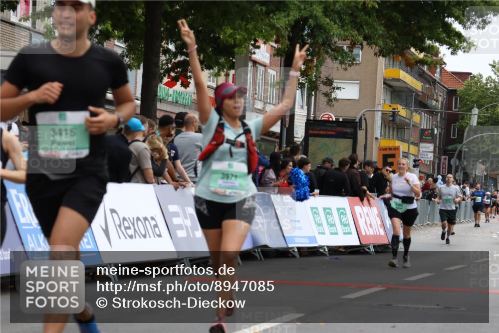 21.09.2025 - PSD Bank Halbmarathon Strokosch-Dieckow http://msf.ph/oto/8947085 21.09.2025 12:18:12 Ziel 1385, 2397, 3178, 3363, 3415, 3971 meine-sportfotos.de