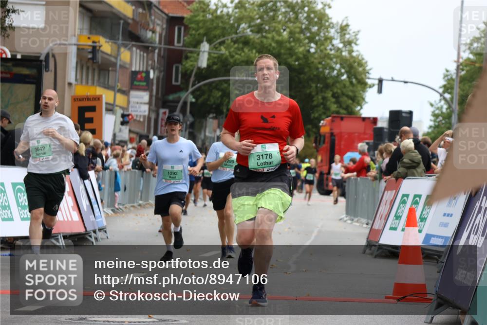 21.09.2025 - PSD Bank Halbmarathon Strokosch-Dieckow http://msf.ph/oto/8947106 21.09.2025 12:18:18 Ziel 1290, 1292, 1385, 3178, 3363, 3415, 3642, 3971 meine-sportfotos.de
