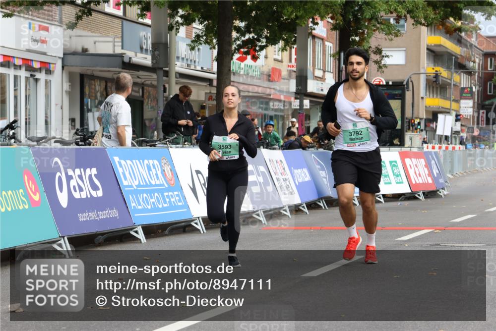 21.09.2025 - PSD Bank Halbmarathon Strokosch-Dieckow http://msf.ph/oto/8947111 21.09.2025 13:04:36 Ziel 3593, 3792 meine-sportfotos.de